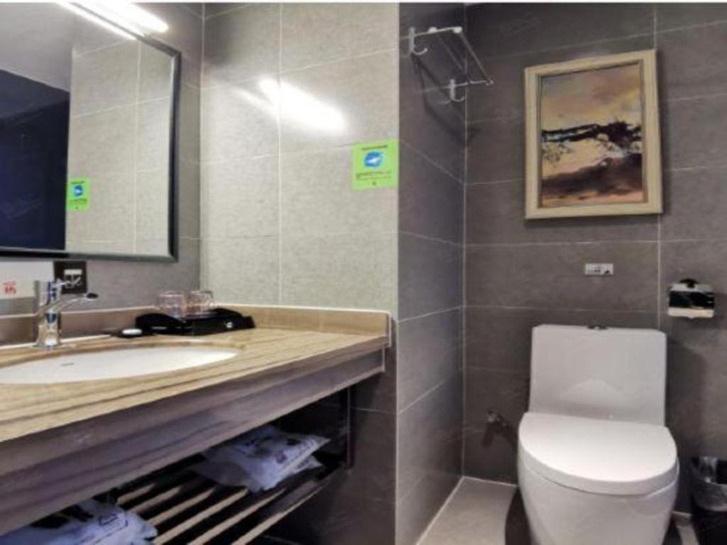 T Social Hotel Guangzhou Railway Station Branch Exterior foto